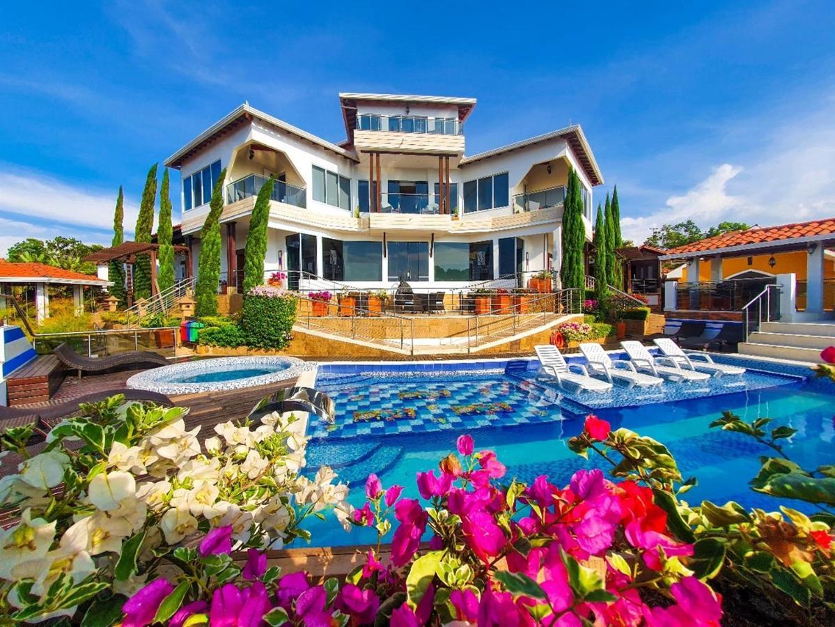 Hotel Mansion バリチャラ エクステリア 写真