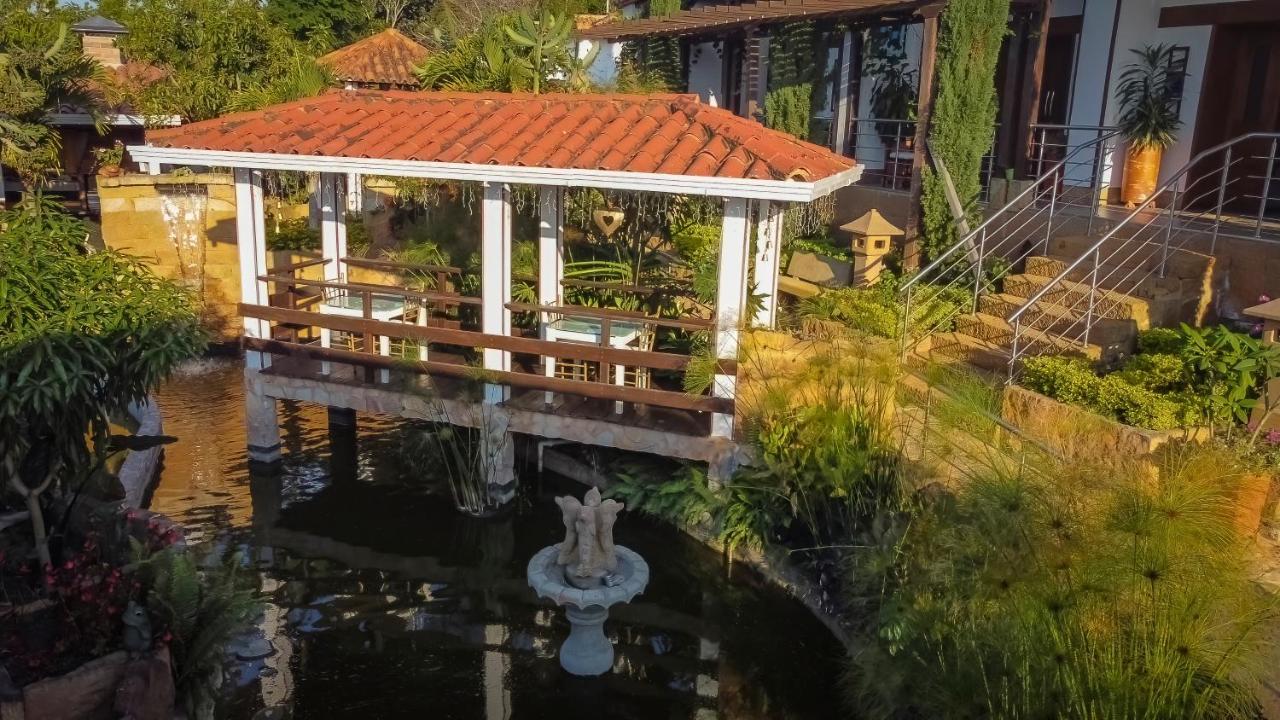 Hotel Mansion バリチャラ エクステリア 写真